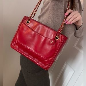 Authentic Chanel Vintage Tote